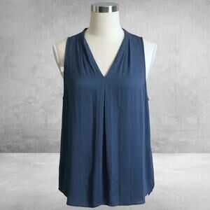Vince Camuto Blue Hi-Lo Sleeveless V-Neck Blouse Size L Silky Soft Pleated Front